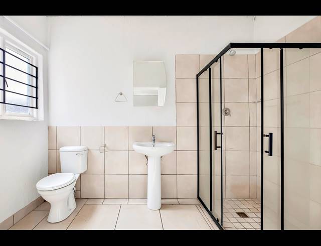 329M² BUSINESS FOR SALE IN GREENSIDE